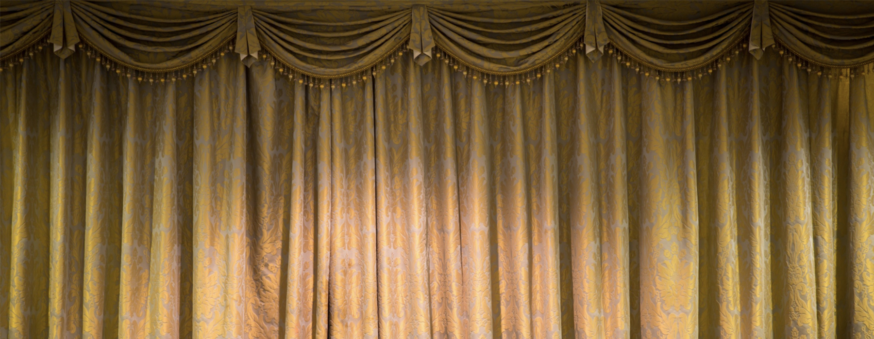 The Benefits of Custom-Made Valances and Cornices